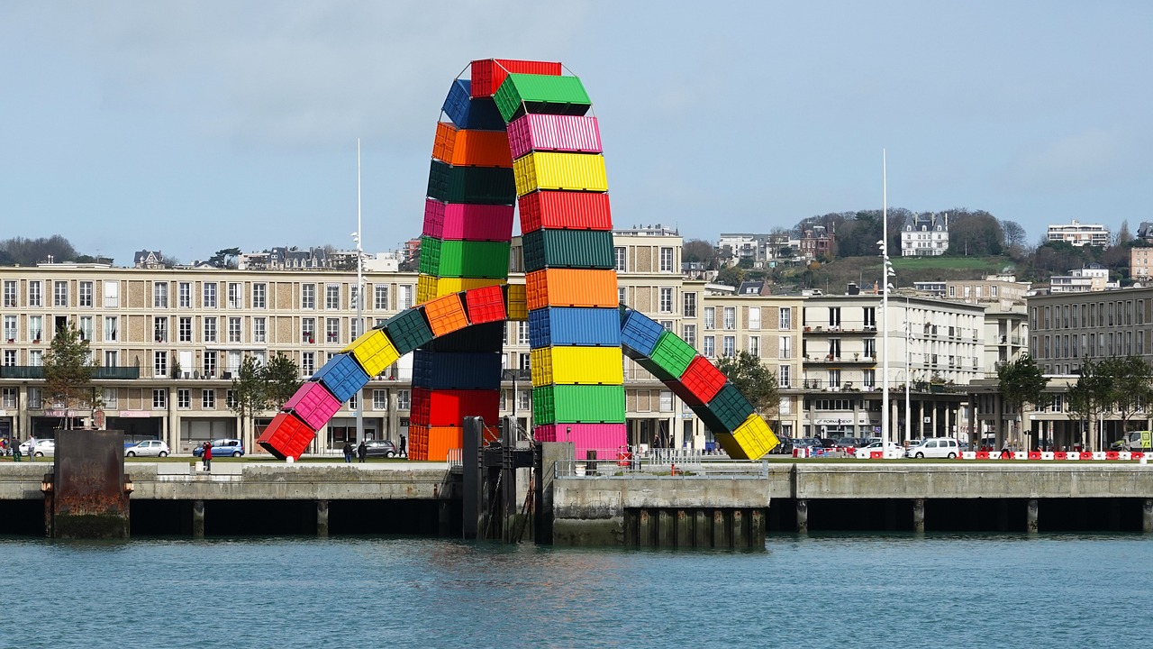 container sculpture at Le Havre