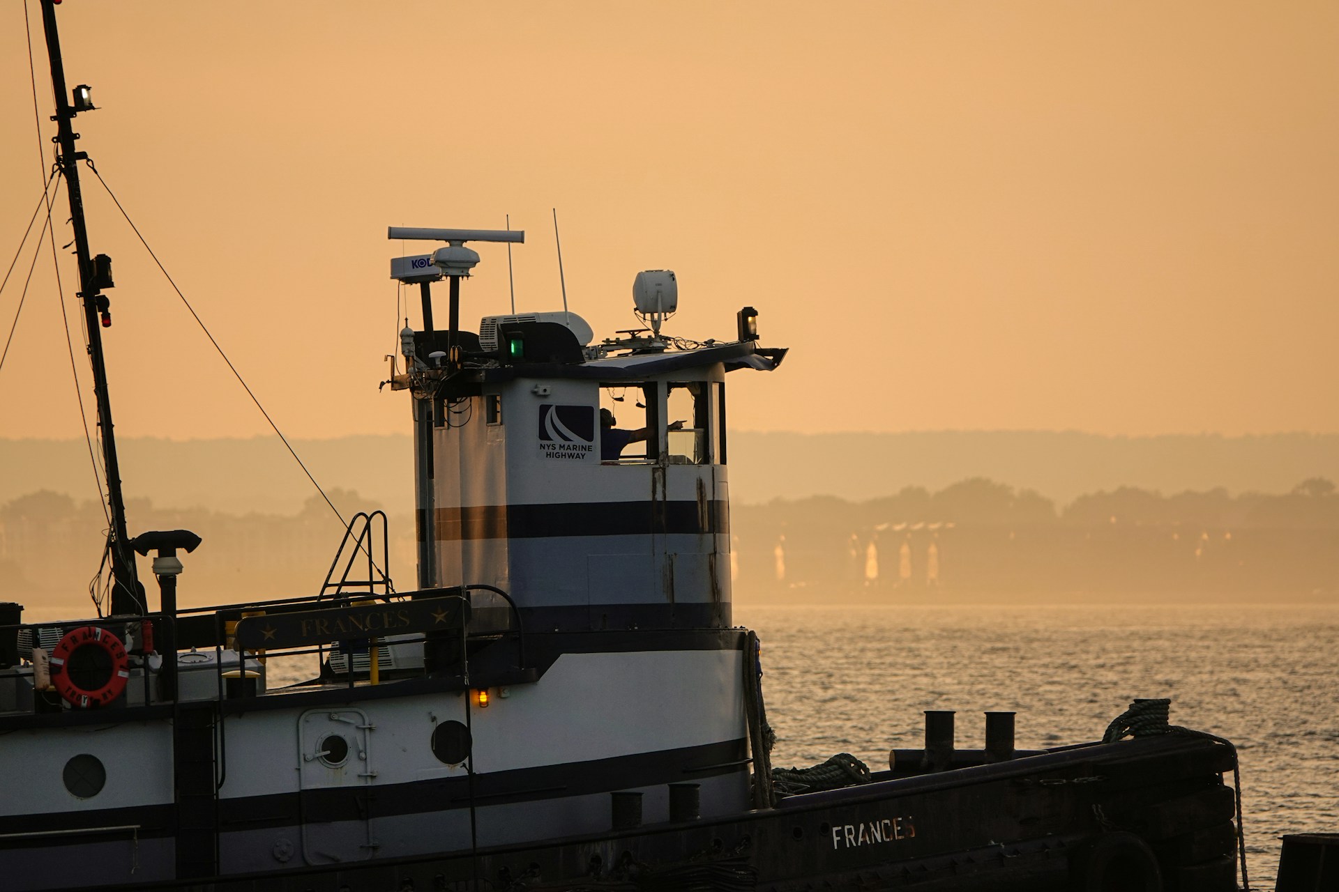 Seafarers Abandoned on Aging Tugboat After Owner Changes Flag