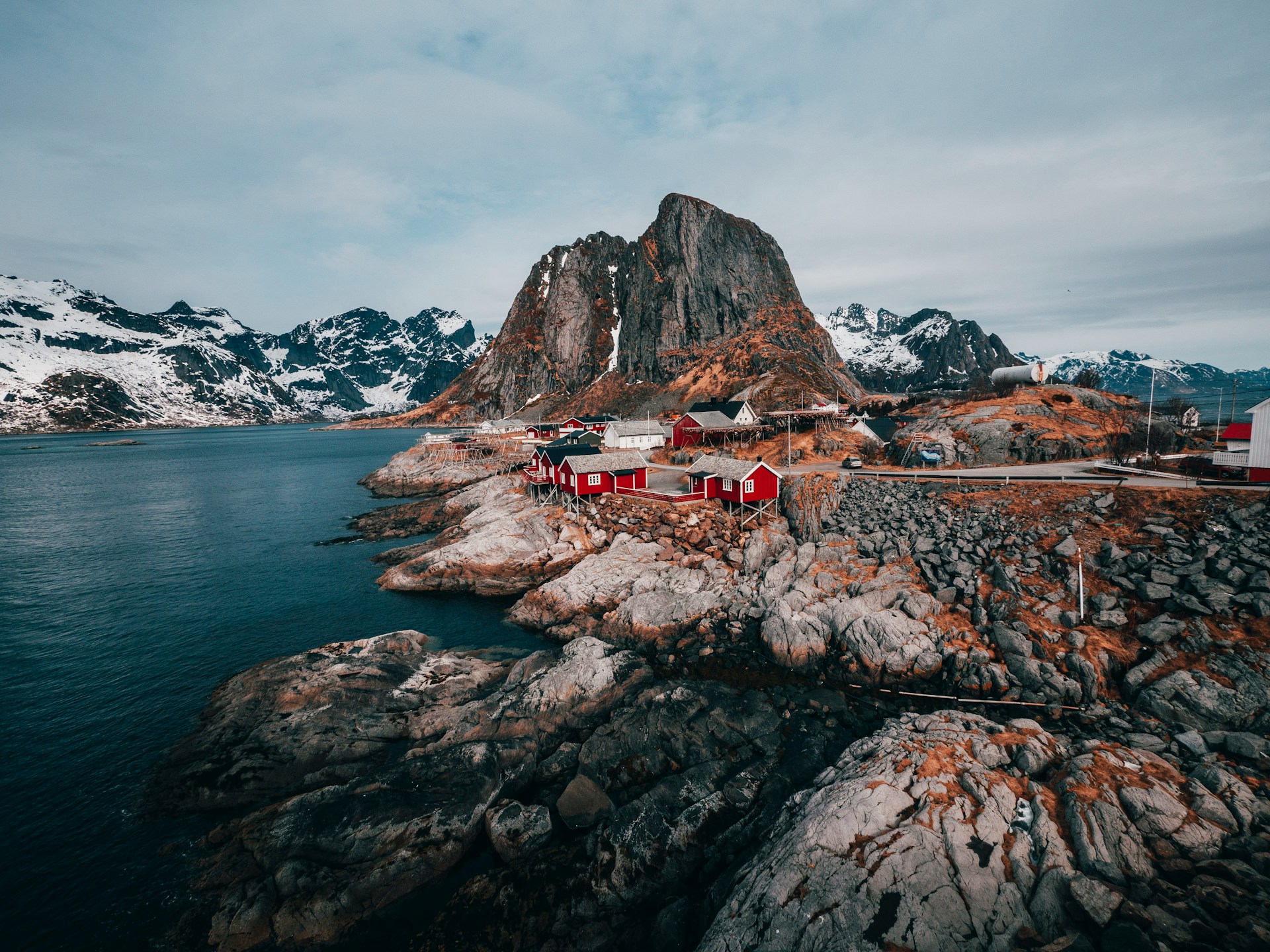 The rocky Norwegian coastline